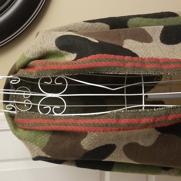 Women's large Studio Camo scarf/shawl/wrap - Picture 2 of 6
